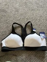 NWT- CHAMPION WHITE SHOW OFF HIGH SUPPORT UNDERWIRE SPORTS BRA Size 38DD
