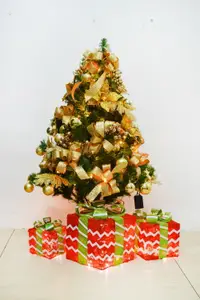 在飛比找樂天市場購物網優惠-4尺裝飾聖誕樹(金))-DIY佈置好簡單，DIY佈置/聖誕樹
