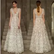 New BRONX & BANCO Tunisia Embroidered Tulle Bridal Gown in White Sz 4 (small) US
