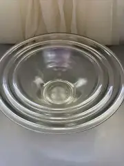 PYREX Nesting Mixing Bowls Clear Glass 325 323 322 EXCELLENT Set of 3