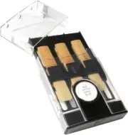 Hygrocase for 6 Clarinet/Alto Saxophone