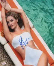 ROSIE HUNTINGTON-WHITELEY SUPER-MODEL & ACTRESS SIGNED SEXY PHOTO PAAS
