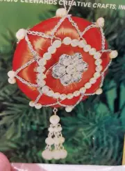 LeeWards ORANGE BRILLIANCE Vintage Sequin Bead Christmas Ornament Craft Kit