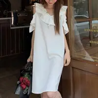 在飛比找momo購物網優惠-【BBHONEY】韓版寬鬆荷葉邊露肩連衣裙(網美必備款)