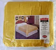 Vintage Waffle Weave Satin Trim Mustard Yellow Thermal Blanket 72X90 Cannon NIP