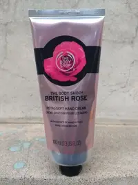 在飛比找Yahoo!奇摩拍賣優惠-The Body Shop 玫瑰嫩膚護手霜100ml 原廠中