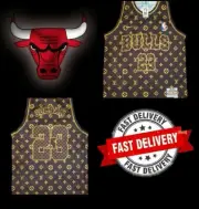 CHICAGO BULLS BROWN AND GOLD MICHAEL JORDAN 23 JERSEY SIZE XL