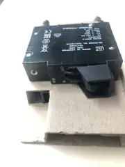 CBI D2ALX20236 P/N 408213486 40 AMP DC CIRCUIT BREAKER
