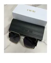 geometric sunglasses 57 Black