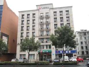 錦江之星江陰市澄江路酒店Jinjiang Inn Jiangyin Chenjiang Road