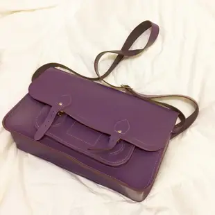 只背一次 英國劍橋包 正品 The Cambridge Satchel Company 真皮紫色肩背斜背包書包 15寸