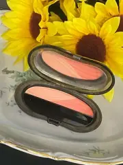 VINTAGE ELIZABETH ARDEN LUXURY CHEEK COLOR ROUGE BLUSH FRESH CORALS CLAMSHELL