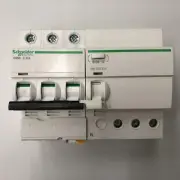 1PCS NEW iC65N 3P C32A 30mA Leakage switch Schneider