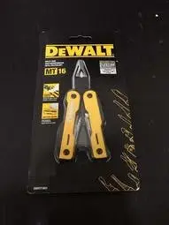 在飛比找Yahoo!奇摩拍賣優惠-{專營工具}全新 DEWALT 得偉 DWHT71843 多