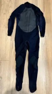 Men’s XCEL Wetsuit 2mm Large Men’s