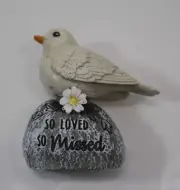 D1 So loved so missed Memorial BIRD FIGURINE Ganz