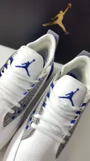 New!! Men's Jordan ADG 2 spikeless golf shoes white/blue size 11