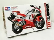 Tamiya 14073 1/12 Yamaha YZF-R1