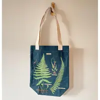 在飛比找ETMall東森購物網優惠-Cavallini 復古風帆布包袋 美國品牌 植物動物博物圖