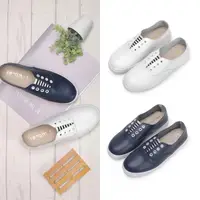 在飛比找momo購物網優惠-【FUFA Shoes 富發牌】條紋鬆緊帶拼接懶人鞋-白/深