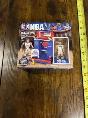 The Bridge Direct NBA Locker Room (Starter) Set: Blake Griffin Basketball