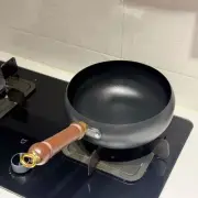 Nonstick Iron Stir Fry Pan Uncoated Stew Pot Saucepan Soup Pot Kitchen