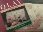 VTG NOS Unused Olay Oil of Olay Night of OIay Cleanser Cosmetic Bag 1986 gif Set