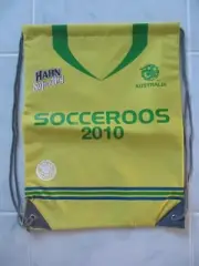 SOCCEROOS 2010 HAHN SUPER DRY JERSEY DRAWSTRING BEACH SWIM GYM BAG BRAND NEW