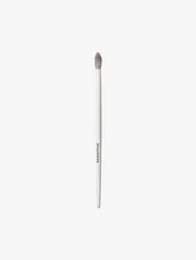 M331 Tapered Blender Eyeshadow Brush