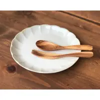 在飛比找樂天市場購物網優惠-日本製 美濃燒 復古花邊白盤 21.5cm 日式餐盤 盤子 