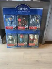 Rudolph And The Island Of Misfit Toys. Rare action figure set.