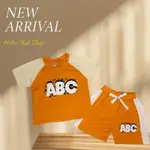 [HELEN KIDS SHOP] - 橙色 ABC 印花棉質套裝 10-18 公斤男孩