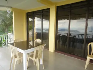 Miguel Home Tagaytay Ridgestar Vacation House