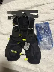 New Black CamelBak Circuit Men’s Hydration Vest 7L liters w/ 1.5L Crux Reservoir