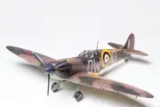 Tamiya 61033 1:48 Supermarine Spitfire MK Vb Military Aircraft Plane Model Kit
