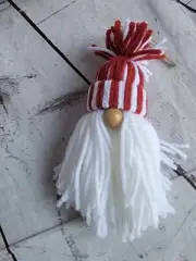 Handmade Hanging Yarn Pom Pom Christmas Gnomes Ornament Red White