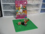 LEGO MINIFIGURE NEW SERIES 24 OPENED PACKAGE AND PUT TOGETHER FOR PICTURES