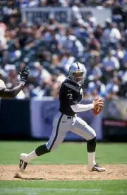 Quarterback Jeff George Oakland Raiders runs with the ball the New- Old Photo