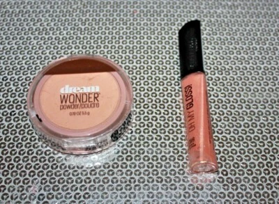 LOT/2 MAYBELLINE DREAM WONDER POWDER 75 PURE BEIGE & RIMMEL LIPGLOSS 120 SEALED