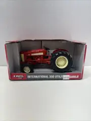 New Vintage Ertl Case International 350 Utility Tractor Diecast 1/16