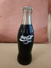 One Coke Classic Bottle Schutzmarken Germany Sealed (VG)