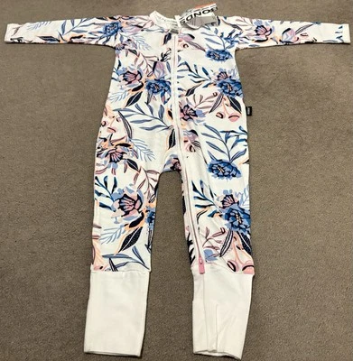 Bonds BNWT 2018 White Zippy With Blue Floral Flower - Size 1 (12-18 Months)