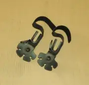 EFA 3 Arrow Mini-Clip Bow Quiver for Traditional Archery Recurve Bow or Longbow