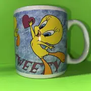 Tweety Bird 1997 Warner Bros Studio Hearts Coffee Cup Mug Vintage applause