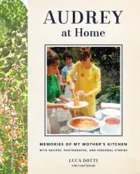 在飛比找博客來優惠-Audrey at Home: Memories of My