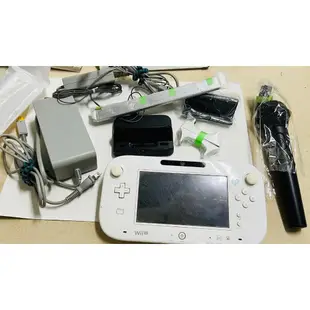 隨便賣 原廠任天堂 Wii U 主機  + GamePad + 兩隻手把 + 無線麥克風 含配件 一次出清價