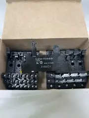 Eaton Cutler Hammer D4PA1, D4 Series Socket - Box of 10 - New