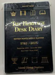 The Heritage Desk Diary Artscroll Weekly Planner Sept 2022 Dec 2023 (Color Blue)