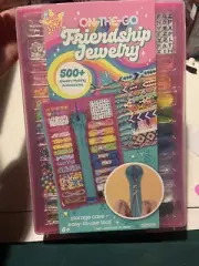 Travel-Friendly DIY Jewelry Studio – 500 Beads & Friendship Threads for Kids!