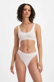 [Bonds] Bonds Women's Match Its Seamless Hi Bikini in Gloss Size: 12 12 Gloss